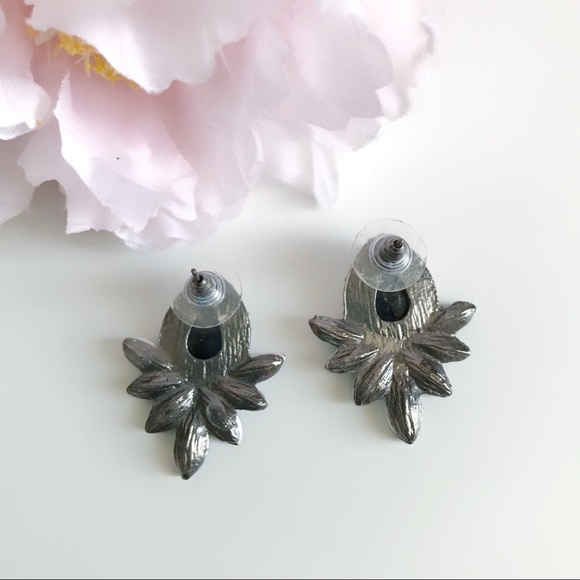 Teardrop Accent Earrings - Picture 3 of 7